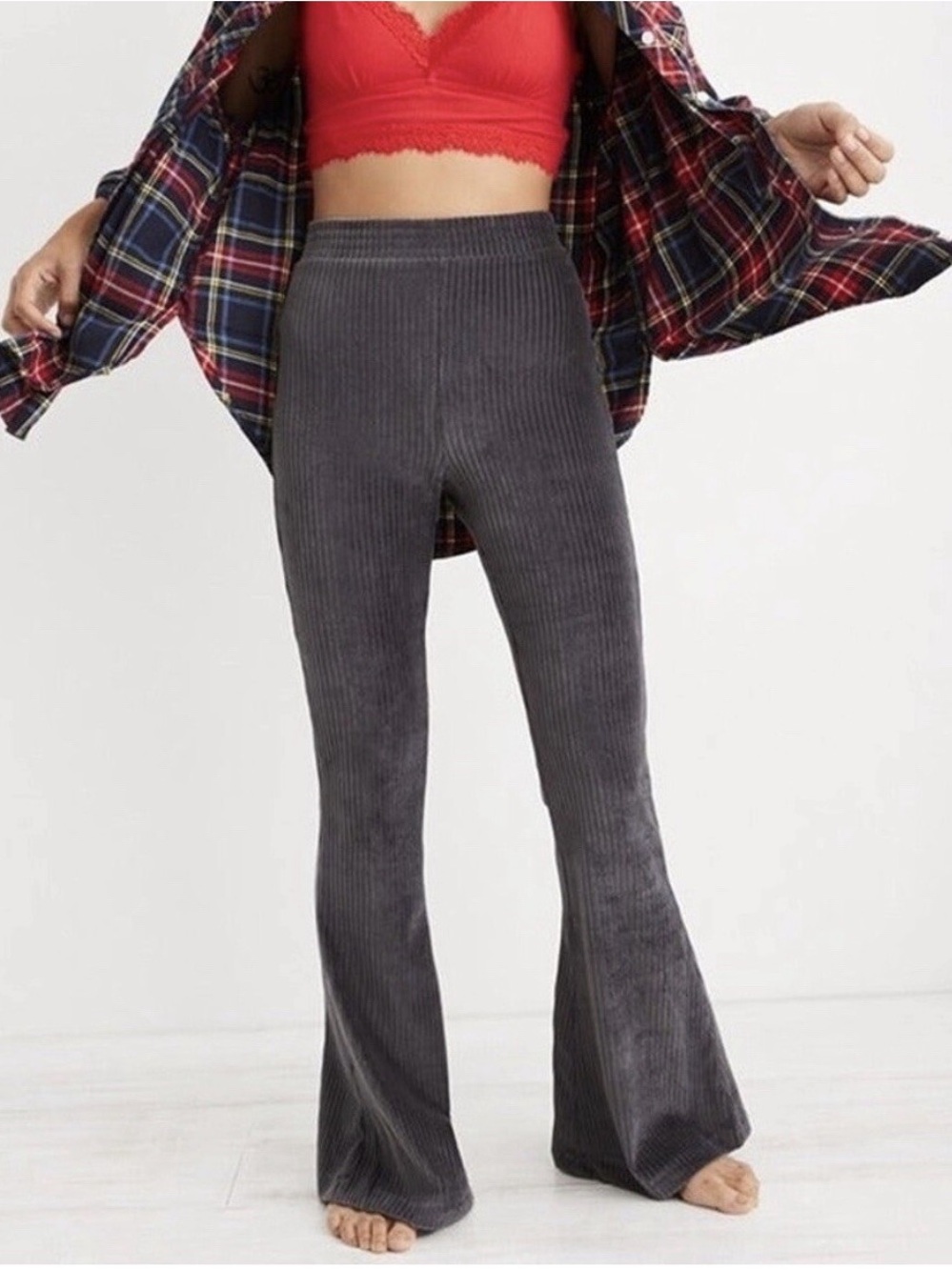 Aerie Groove-On Rib Velour Flare Pant in Charcoal Grey - Size S (Regular)